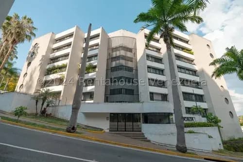 Apartamento Ph En Venta Listo Para Habitar Ubicado En El Corazón De Colinas De Valle Arriba Mls #26-17746 Bm