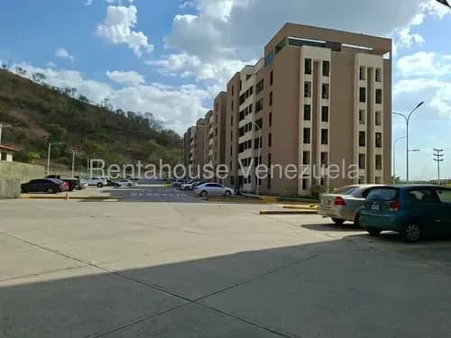 Moderno Apartamento En Venta Urb Santa Rosalia Terra Santa Negociable Gjg 26-15094