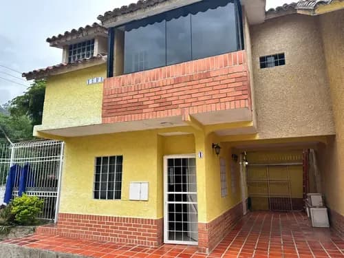 Se Vende Townhouse En Conjunto Resd. Los Aleros - La Entrada, Naguanagua