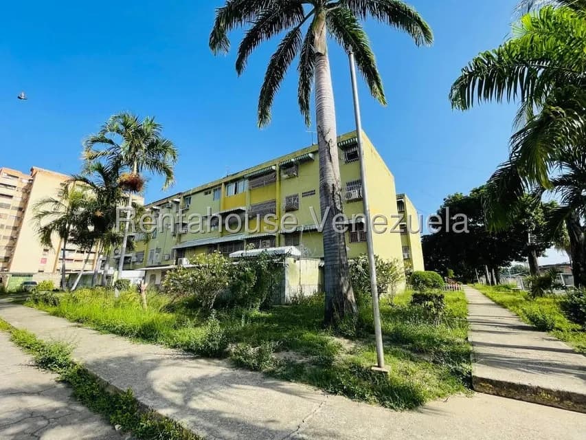 Apartamento (Multiples Niveles) en Venta en Conjunto Residencial Turmero, Aragua