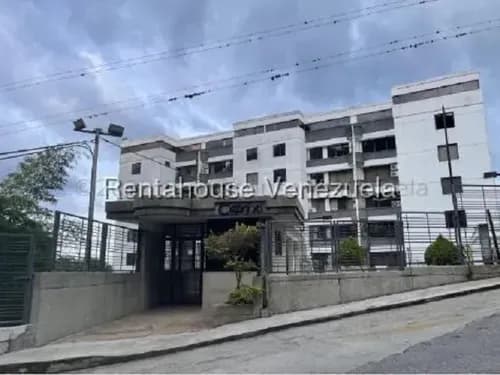 Apartamento En Alquiler En Urbanización Miranda 26-17098 Fn