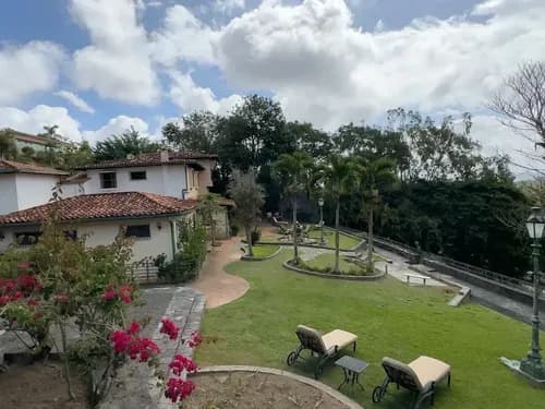 Excelente Casa En Venta En La Lagunita