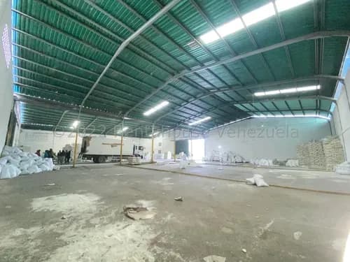 Venta Galpón De 3,405,74 M2 Con Área De Oficinas En Conjunto Cerrado De La Zona Industrial 3 Barquisimeto,lara Mehilyn Perez