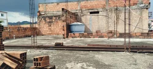 Gran Oportunidad De Inversión En San Juan Vianney, Diagonal