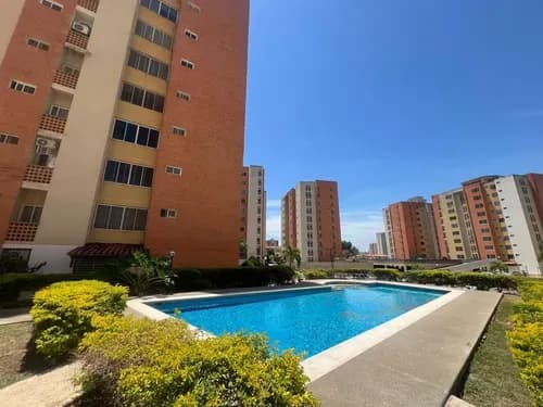 Apartamento En Mañongo De Oportunidad Doral Country