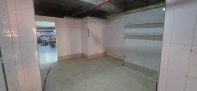 Local Comercial en alquiler en Avenida Salvador Feo La Cruz Norte - Sur, Las Quintas, Valencia, Carabobo, 2005, VEN - $450