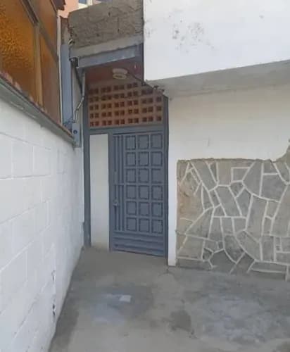 Alquiler De Local Depósito, En El Paraíso Las Fuentes (solo Clientes)