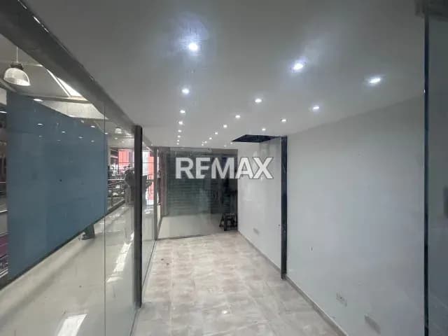 Dos locales unidos en venta centro comercial goajiros center plata alta