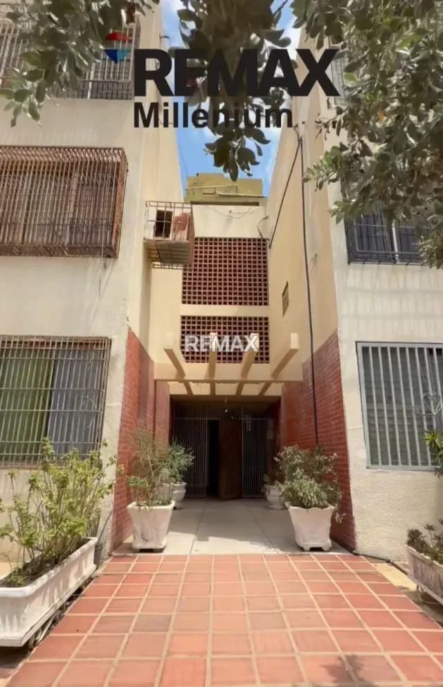 Apartamento en Venta Edif. VISTA AL LAGO I