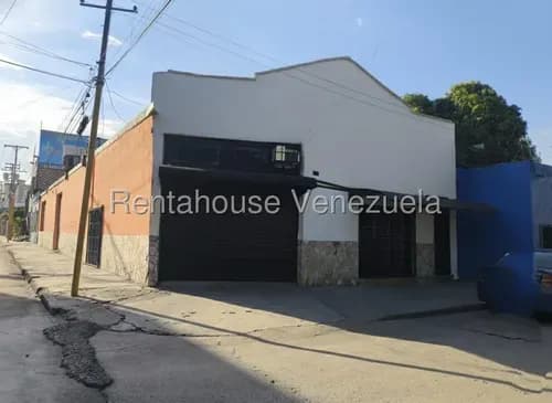 En Venta Galpon En El Centro De Valencia Alta Visibilidad Y Flujo Constante (#26-5881) Oportunidad Unica De Inversion En Una De Las Zonas Mas Transitadas De La Ciudad. Cliente Directo