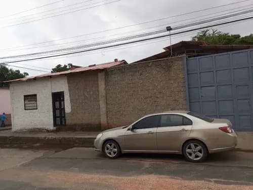 Galpón En Venta O Alquiler Ye.