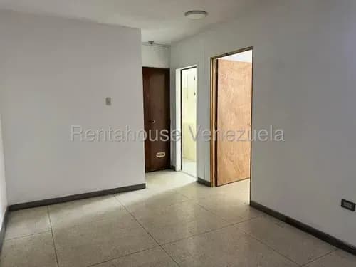 Apartamento En Alquiler En Parque Carabobo 26-19476