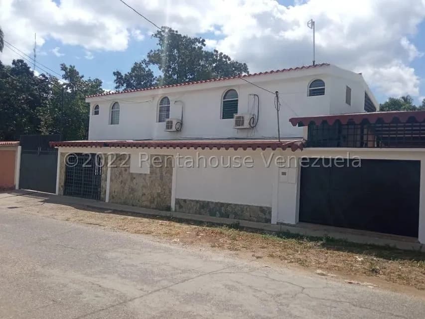 Casa (Duplex) en Venta en La Piedad Sur, Lara