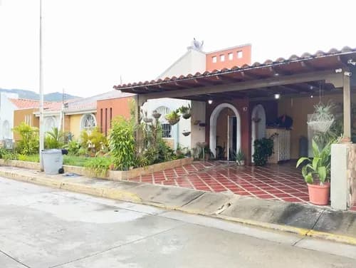 Casa En Conjunto Residencial Pie De Monte Chale Bg