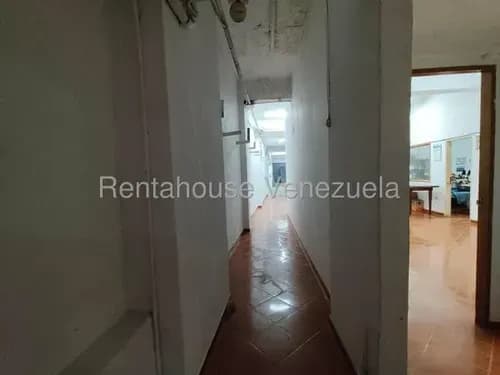 Te Presentamos Este Amplio Local Comercial De Más De 495 M2, A Pie De Calle, Mls #26-20542
