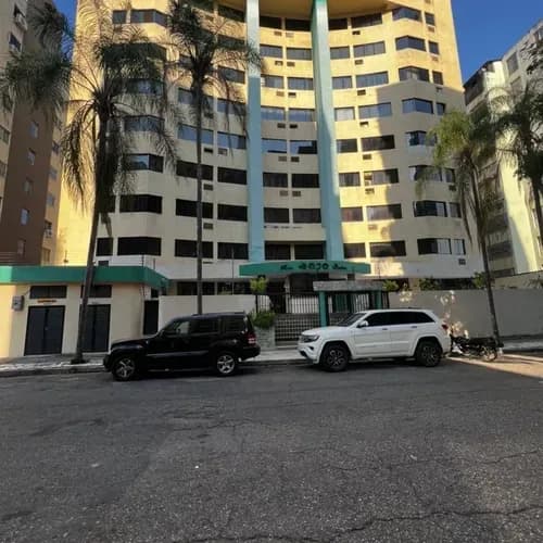 Hu Clientes. Venta Exclusiva En Prebo | Res. Dojo Suite | 67m2 | 2 Hab 2 Baños | Cocina Con Granito | 1 Pe Techado | Reja De Seguridad | Sky Group Elegance | Excelente Ubicación En Valencia