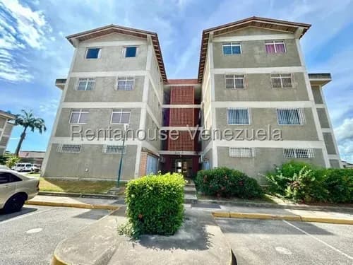 Diana Blanco Vende Estupendo Apartamento En Cabudare, Cómodas Habitaciones, Vigilancia 24/7, Cerca A Diferentes Órganos Públicos Y Privados.