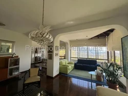 Agp Apartamento En Venta En La Urb. Miranda, Piso Bajo, Linda Vista Al Ávila 26-14070 Y