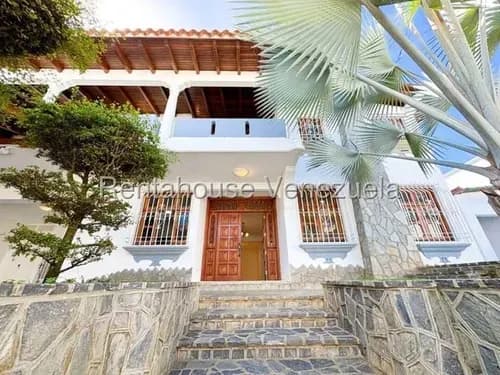 Casa Duplex En Venta En Los Naranjos Del Cafetal, Distrito Metropolitano. Yg18997