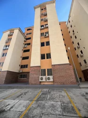 Apartamento En San Diego Res. San Francisco. Gravo Tp
