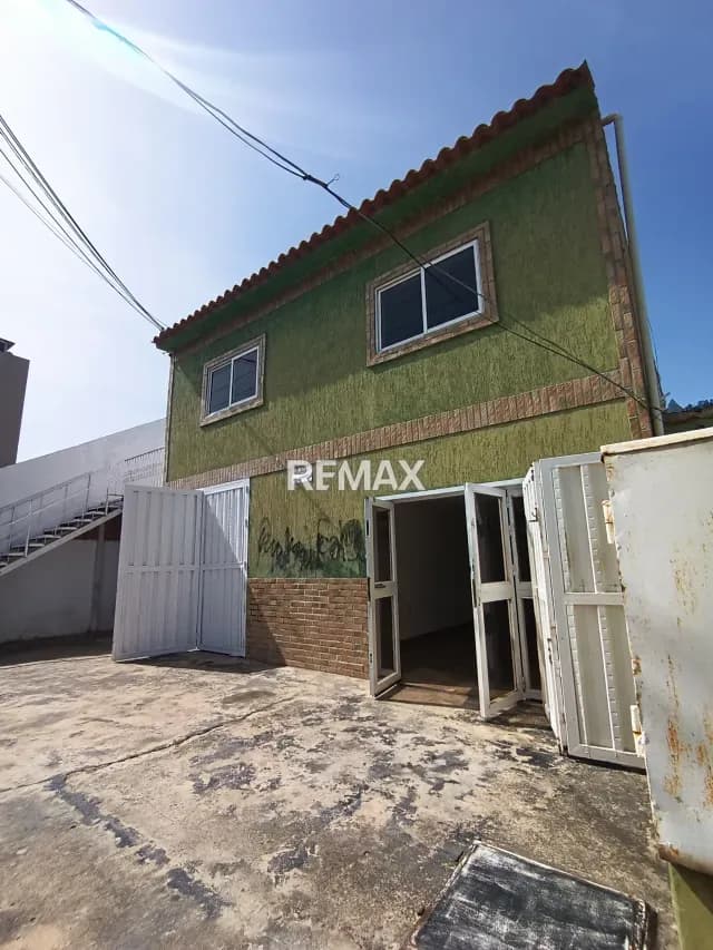Local Comercial en ¨Porlamar Av. Llano Adentro Planta Baja