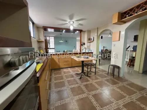 Casa En Venta En La California Sur. Cira Simancas Mls #26-2942