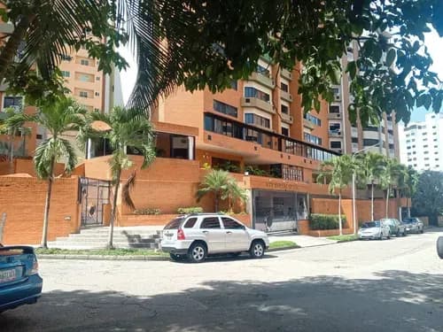 Alquiler Espacioso Apartamento En El Bosque Res. Puerta Al Sol Valencia