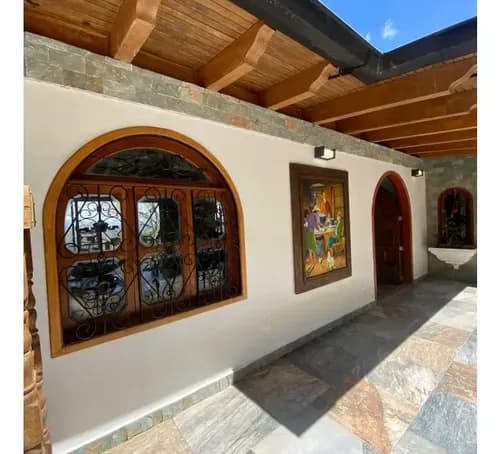 En Venta Casa Tipo Colonial Urb La Suiza San Antonio De Los Altos