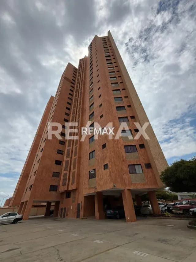 Apartamento en Venta Res. Torre Europa