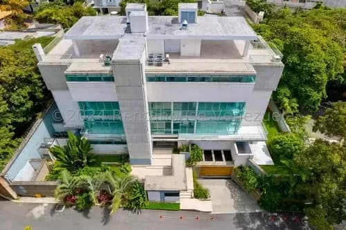 Edificio Residencial ( A Estrenar / Obra Blanca / 6 Niveles ) Venta Altamira ( Resd. Manantiales ) Mls-23-31921