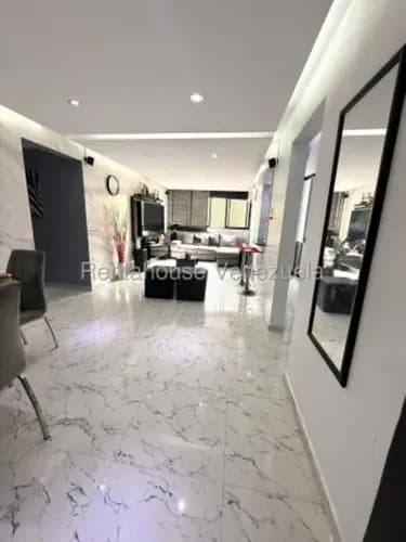 Apartamento En Venta Parque Caiza Mls# 26-18697 Christian Szotyori