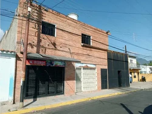 Casa Comercial En Venta En Naguanagua Agr-9705840