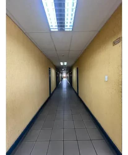 Se Vende Oficina 60m2.guatire. Castillejo