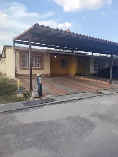Casa En Venta Valle De Oro San Diego. En Obra Blanca, Lustaboara Diseñar Y Personalizar A Tu Gusto. Cerca De Colegios Y Universidades. Dapo