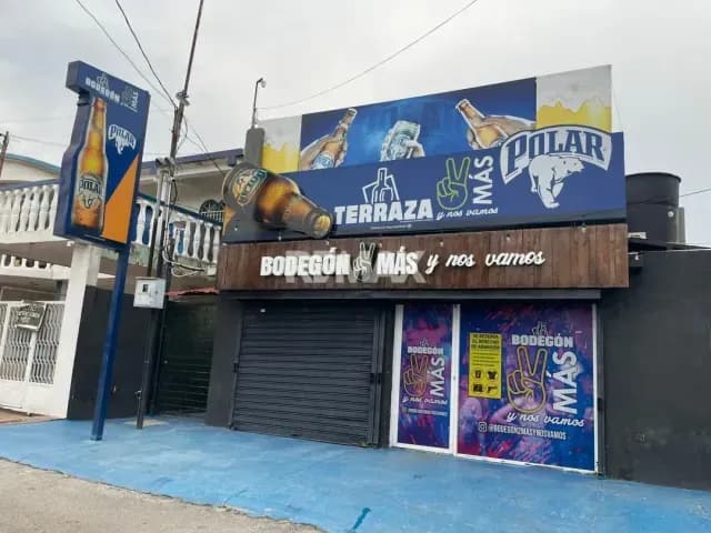 BODEGON EN VENTA, LOCAL Y PUNTO COMERCIAL, EN LA VICTORIA, OESTE