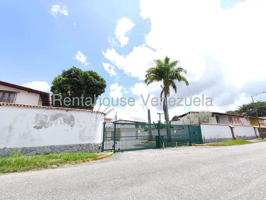 Casa (Duplex) en Venta en Macaracuay, Distrito Metropolitano
