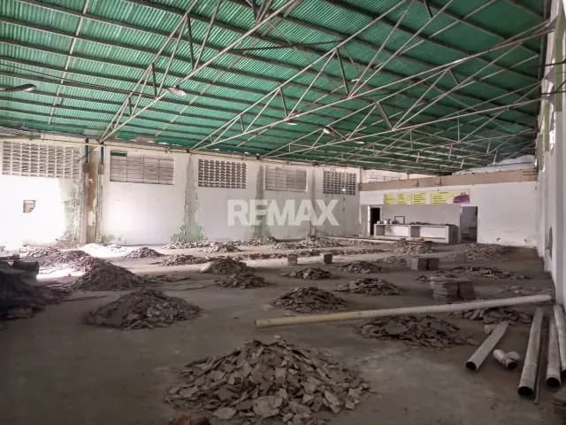 Se Alquila Amplio Galpón de 550 m² en Av. Raúl Leoni, Maturín, Monagas