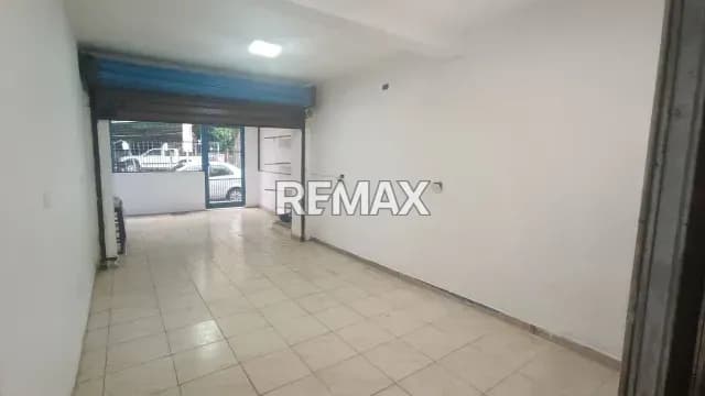 Se alquila local comercial en Callejón prebol Valencia 50m2 Se alquila local comercialSe alquila local comercial en Callejón Prebol 50m2