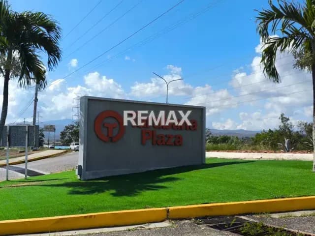 ALQUILO CASA EN URB TARABANA PLAZA, AVDA. RIBEREÑA, CABUDARE