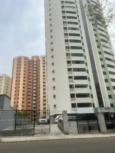 (gb989) En Alquiler Apartamento En Las Chimeneas Res Alto Claro