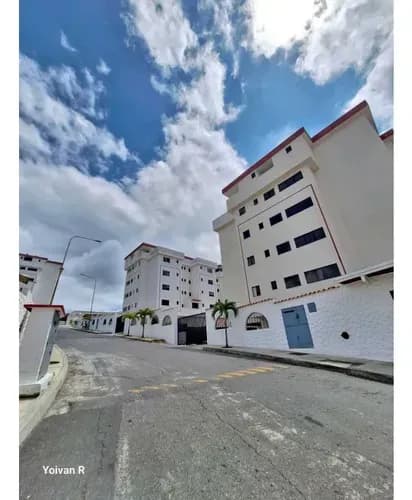 Apartamento En Venta Urb. Las Salias Res. Dolomiti Los Salias