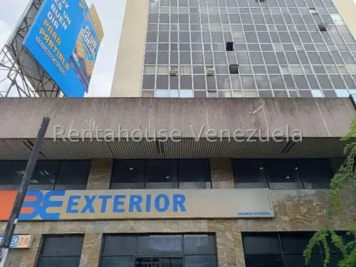 Oficina Comercial En Alquiler En Torre Exterior Valencia Lr Carabobo Ubicacion Estrategica
