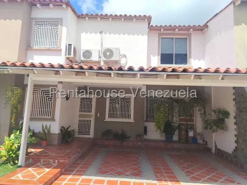 Townhouse (Duplex) en Venta en Roca Del Valle, Lara