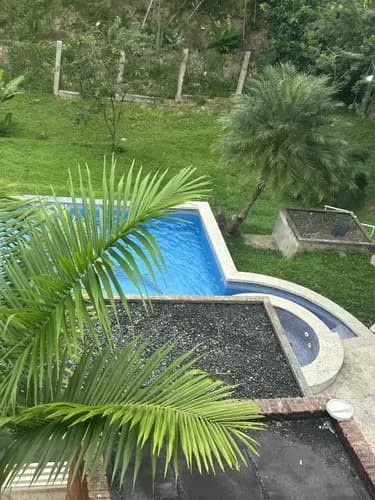 Vendo Espectacular Casa Con Piscina Y Calle Cerrada