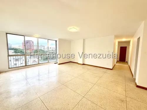 Apartamento En Venta En La Florida Para Remodelar