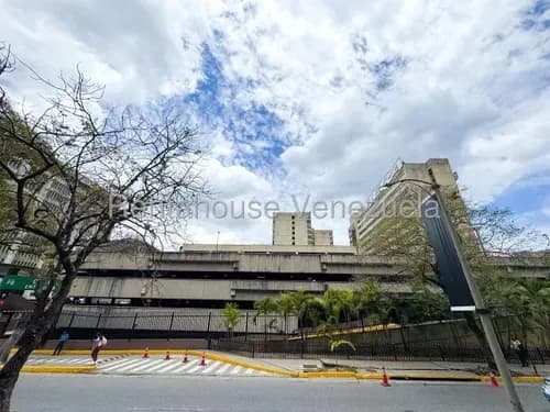 Oficina En Alquiler Ccct Chuao 26-17703 Mr.