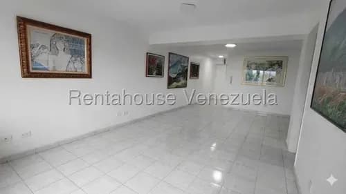 Apartamento En Venta En Lomas Del Avila Semiremodelado Oportunidad / Rf