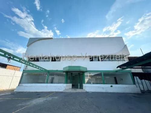 Amplio Y Espectacular Galpón Comercial En Alquiler En Zona Industrial Iii. Barquisimeto, Maritza Lucena, Tanque Subterráneo, Cerca A Mercado Mayorista.