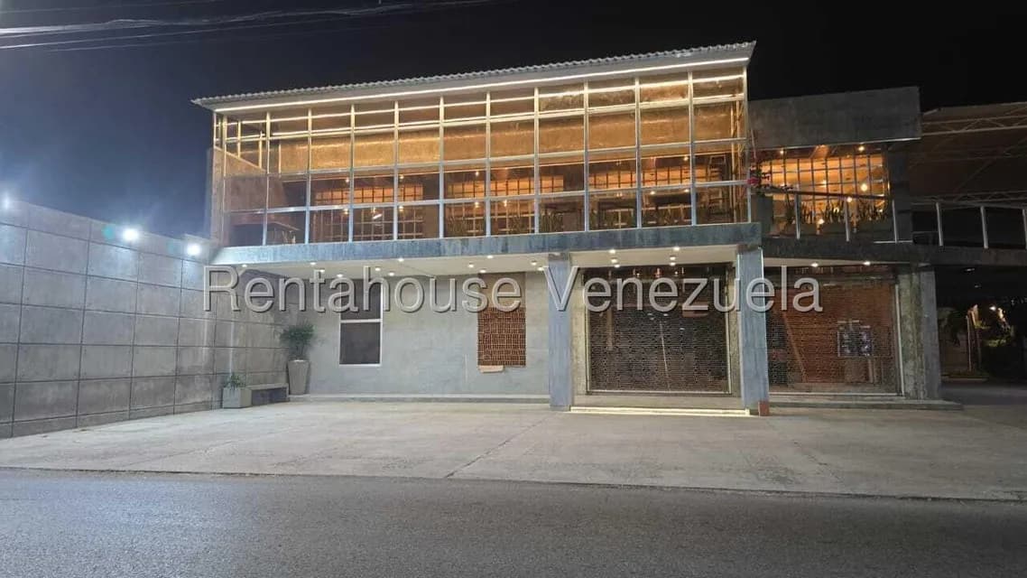 Comercial (Local Comercial) en Venta en Zona Centro, Aragua