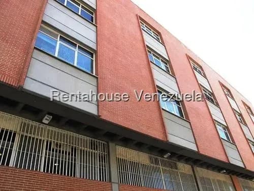 Piso Industrial En Alquiler Ideal Para Almacén Y/o Distribución Boleita Norte 26-21022 Mr.